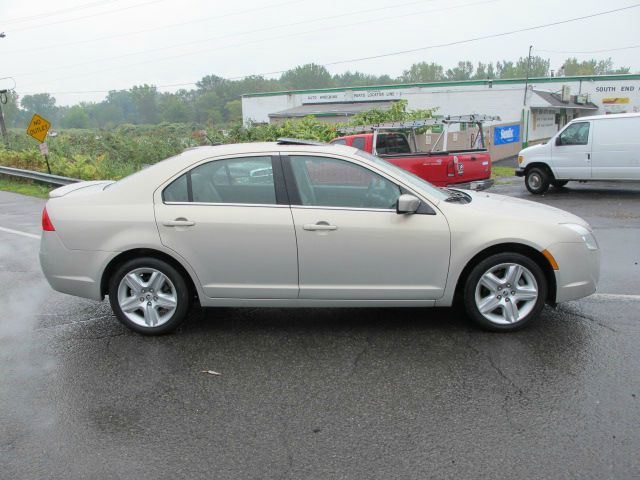 Mercury Milan 2010 photo 1