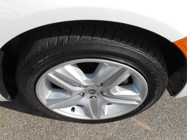 Mercury Milan 2010 photo 12