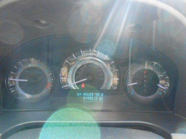 Mercury Milan 2010 photo 19