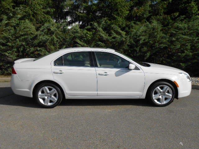 Mercury Milan 2010 photo 20