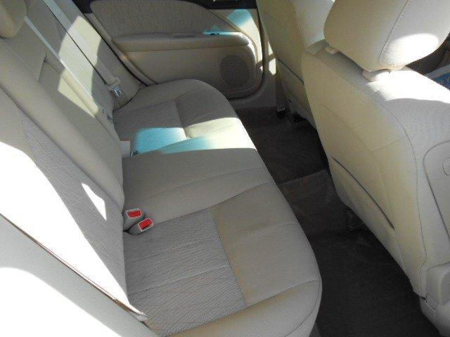 Mercury Milan 2010 photo 9