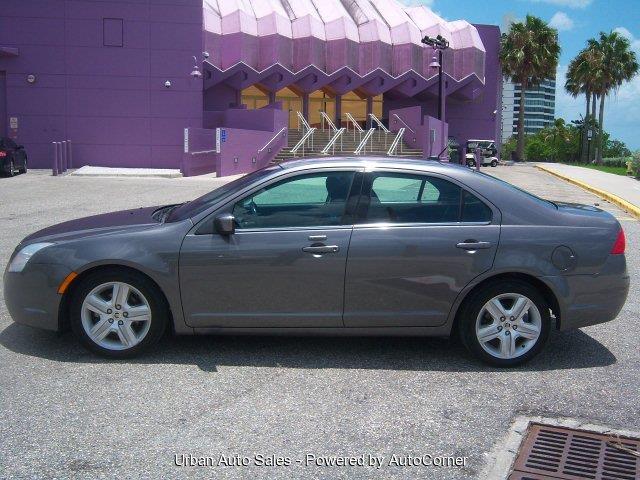 Mercury Milan 2010 photo 3