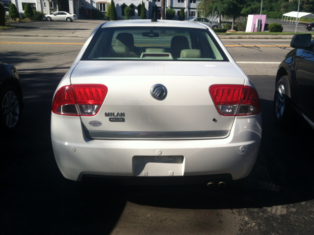 Mercury Milan 2010 photo 2