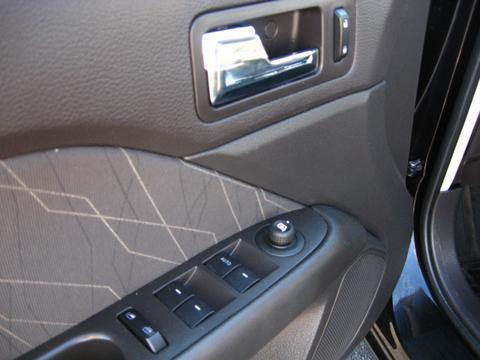 Mercury Milan 2011 photo 1