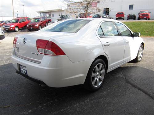 Mercury Milan 2011 photo 5