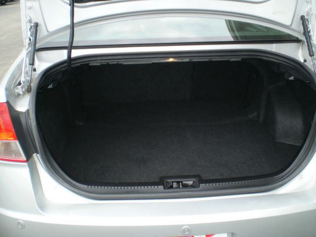 Mercury Milan 2011 photo 16