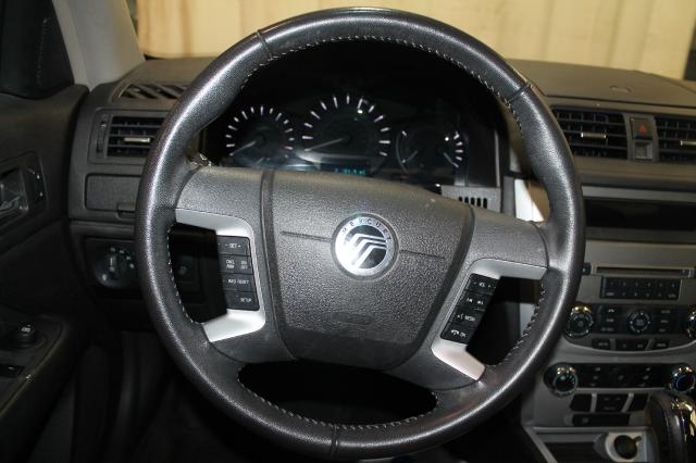 Mercury Milan 2011 photo 1