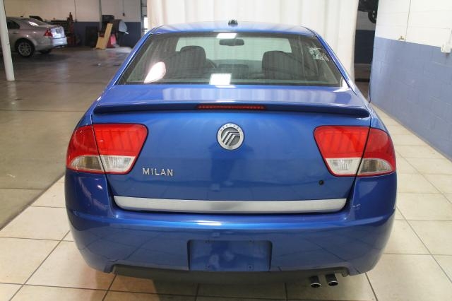 Mercury Milan 2011 photo 4