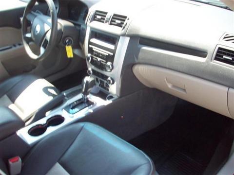 Mercury Milan 2011 photo 2