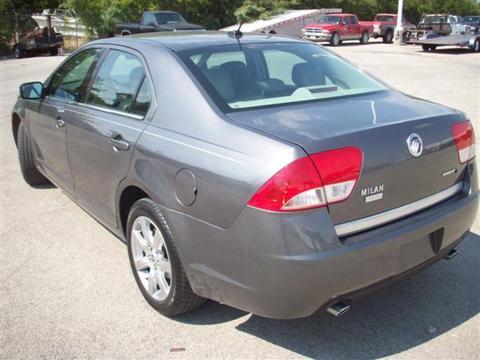 Mercury Milan 2011 photo 3