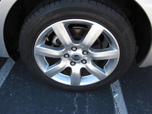 Mercury Milan 2011 photo 2