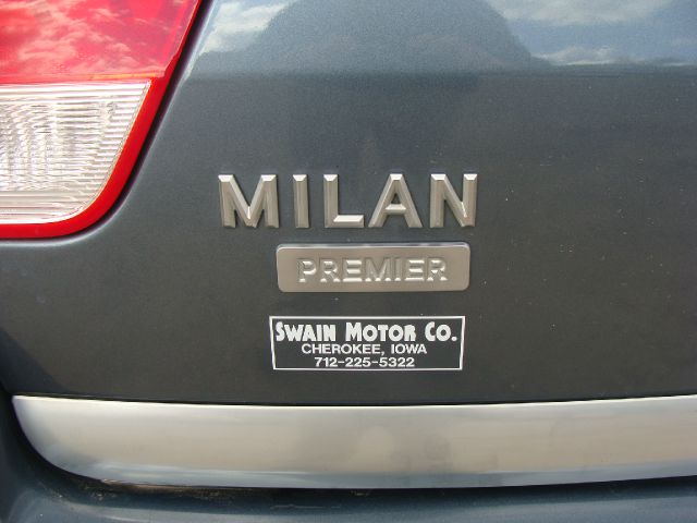 Mercury Milan 2011 photo 1