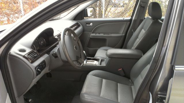 Mercury Montego 2005 photo 2