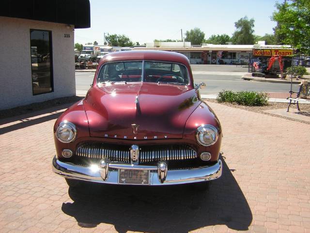 Mercury Monterey 1949 photo 1