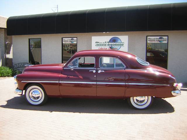 Mercury Monterey 1949 photo 4