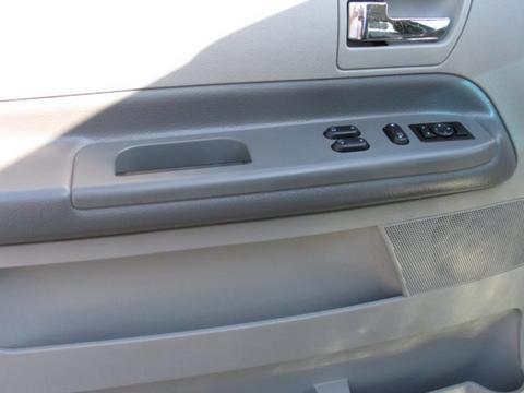 Mercury Monterey 2004 photo 2