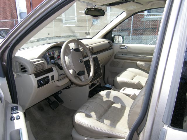 Mercury Monterey 2004 photo 2