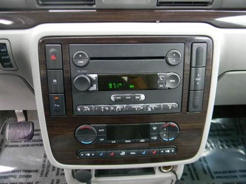 Mercury Monterey 2004 photo 1