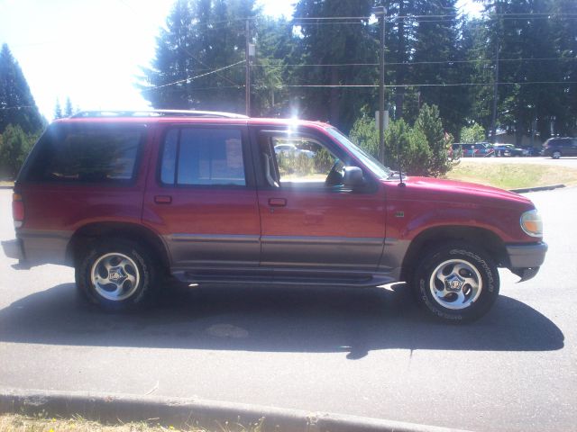 Mercury Mountaineer 1997 photo 3