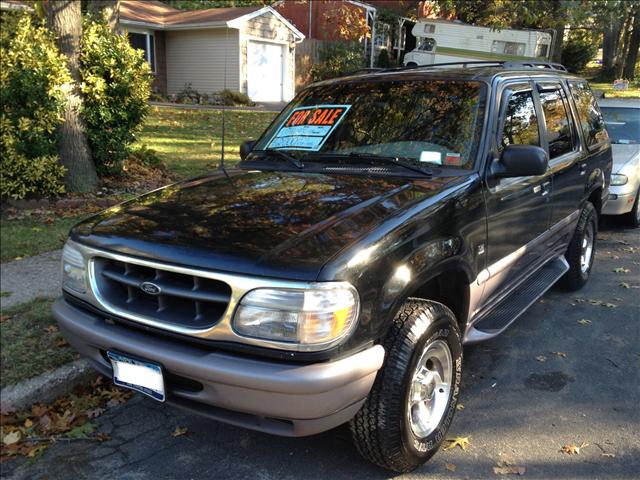 Mercury Mountaineer 1997 photo 1