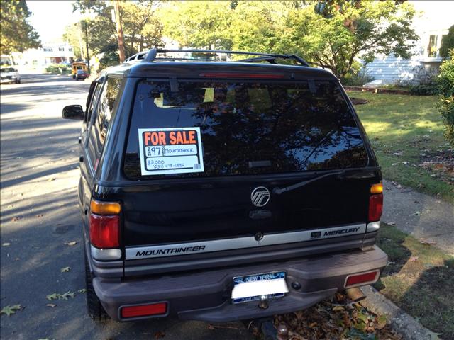 Mercury Mountaineer 1997 photo 2