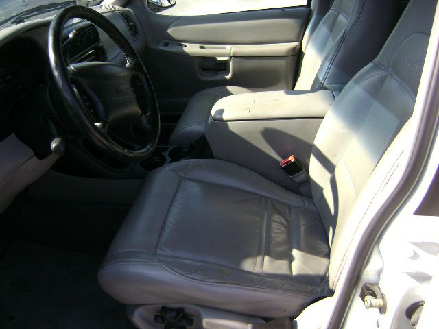 Mercury Mountaineer 1999 photo 2