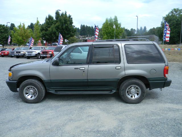 Mercury Mountaineer Ram 3500 Diesel 2-WD SUV