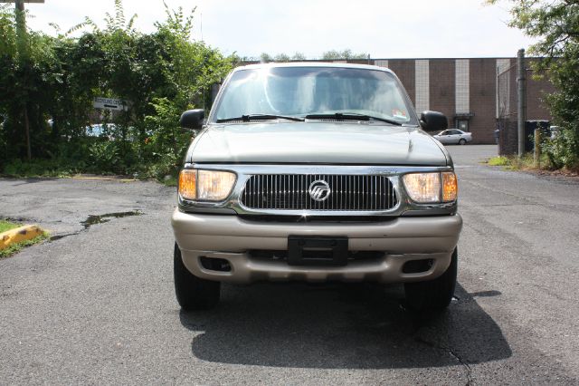 Mercury Mountaineer 2000 photo 1