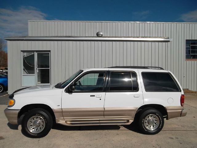 Mercury Mountaineer 2000 photo 3
