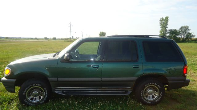 Mercury Mountaineer 2000 photo 4