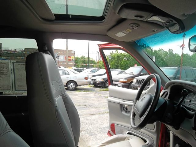 Mercury Mountaineer EX - DUAL Power Doors SUV