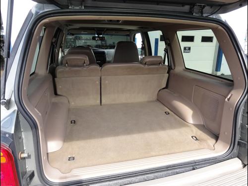 Mercury Mountaineer 2000 photo 5