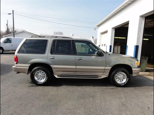 Mercury Mountaineer 2000 photo 3