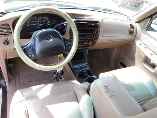 Mercury Mountaineer 2000 photo 3