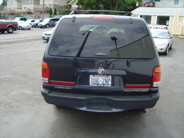 Mercury Mountaineer 2000 photo 1