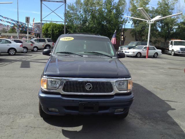 Mercury Mountaineer 2000 photo 3