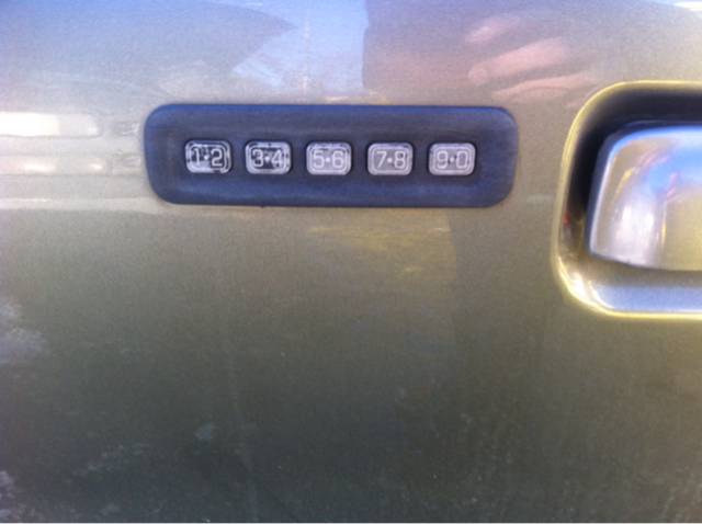 Mercury Mountaineer EX - DUAL Power Doors SUV