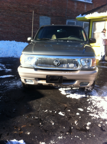 Mercury Mountaineer 2000 photo 3