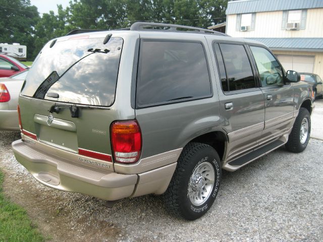 Mercury Mountaineer 2000 photo 1
