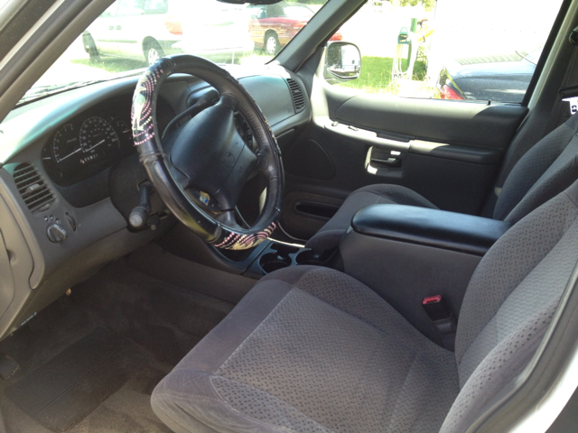 Mercury Mountaineer Ram 3500 Diesel 2-WD SUV