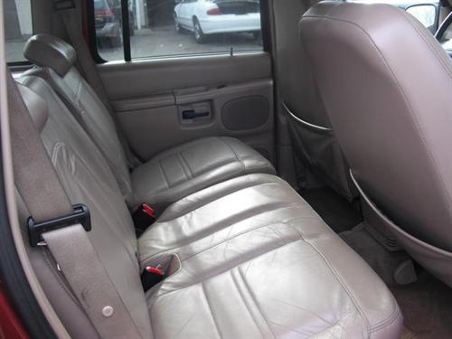 Mercury Mountaineer 2000 photo 1