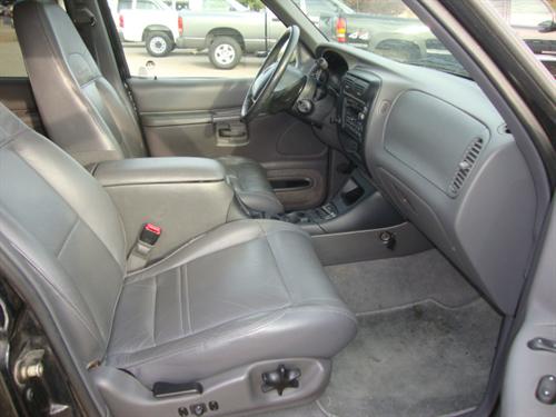 Mercury Mountaineer 2000 photo 1
