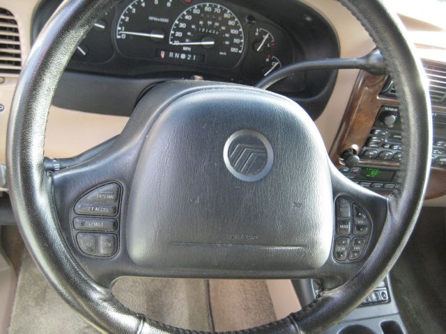 Mercury Mountaineer 2001 photo 17
