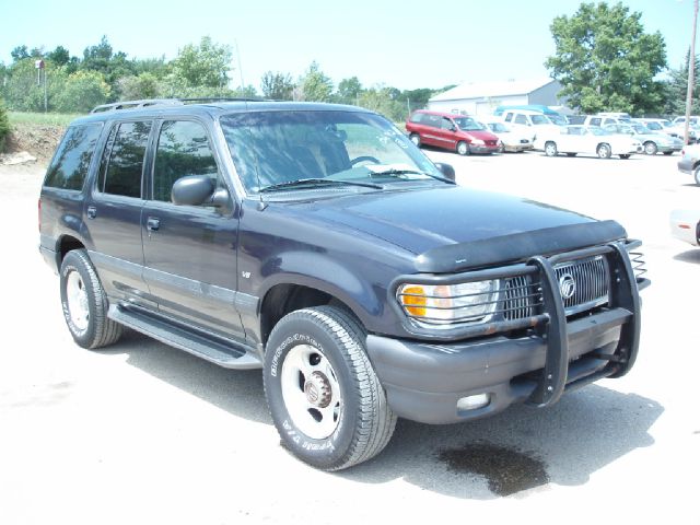 Mercury Mountaineer 2001 photo 3