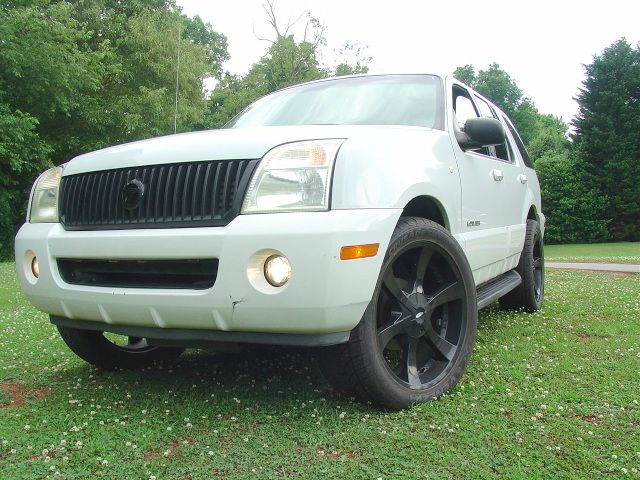 Mercury Mountaineer 2002 photo 3