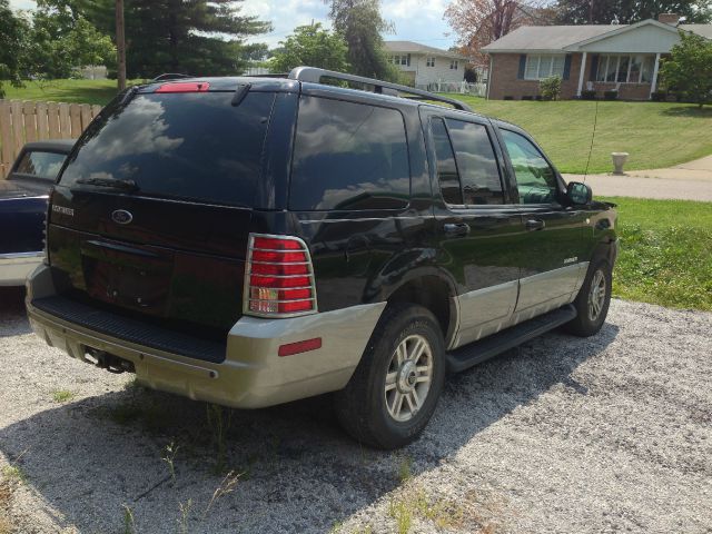 Mercury Mountaineer 2002 photo 2