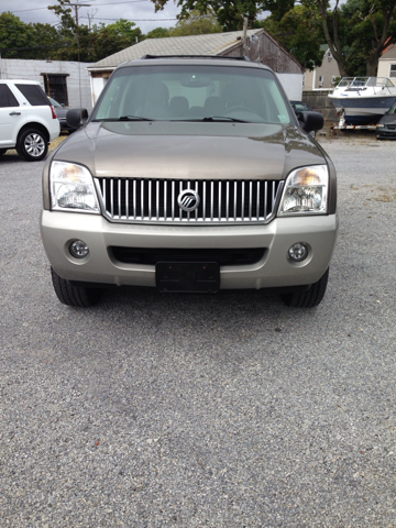 Mercury Mountaineer 2002 photo 2
