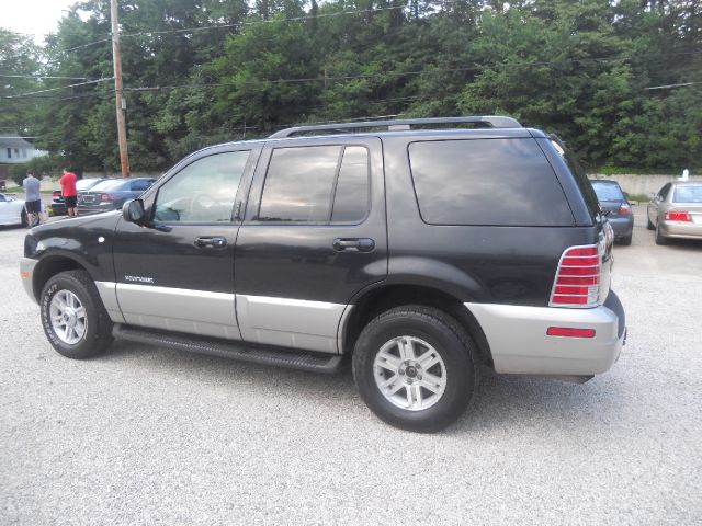 Mercury Mountaineer AWD 4dr Luxury W/3rd Row SUV
