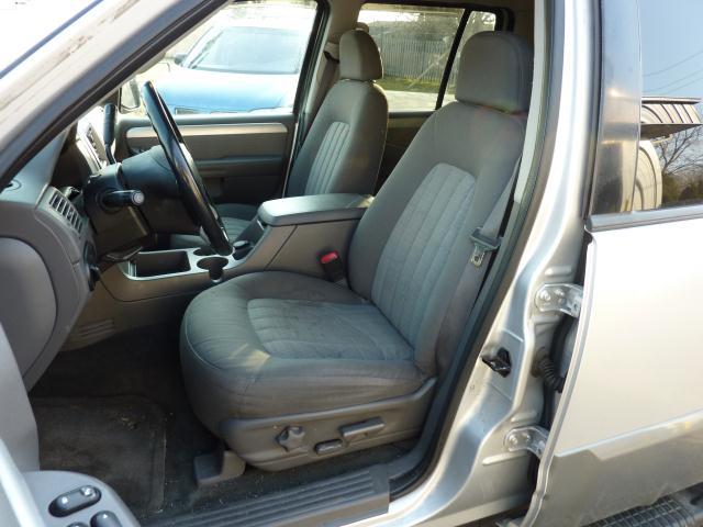 Mercury Mountaineer 2002 photo 1