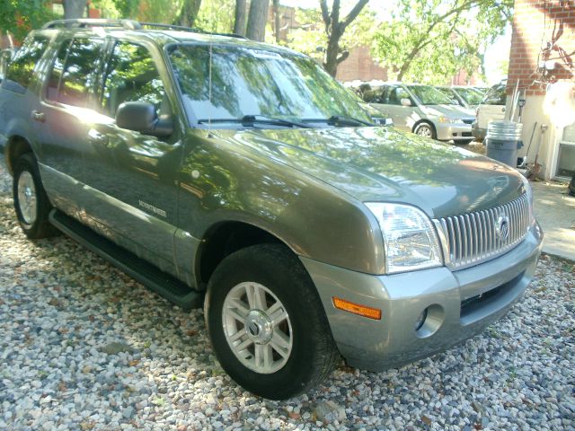 Mercury Mountaineer 2002 photo 4